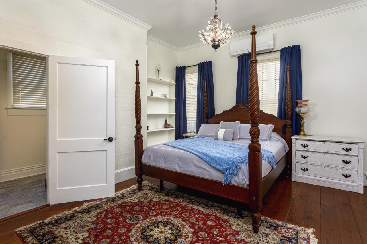 Celestine Bed And Breakfast Пенсакола Екстериор снимка