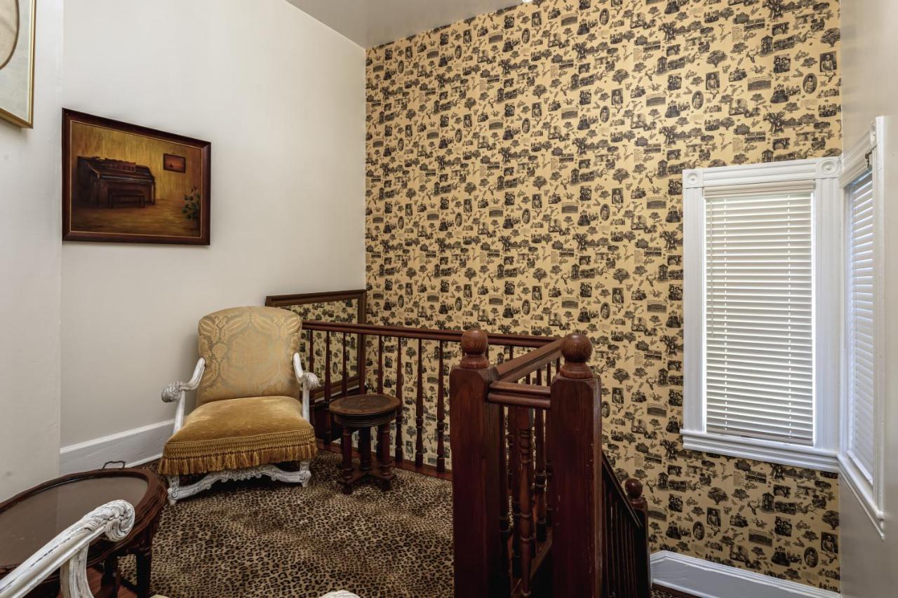 Celestine Bed And Breakfast Пенсакола Екстериор снимка
